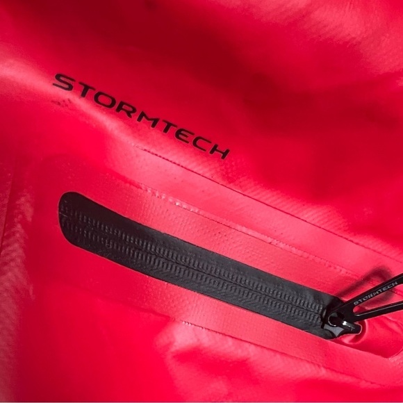 Stormtech Waterproof Red Backpack Hiking Kayaking Outdoors with Yamaha Logo 20L - Picture 12 of 13